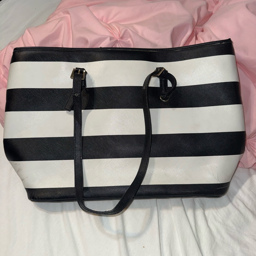Chic Striped Black and White Tote Bag